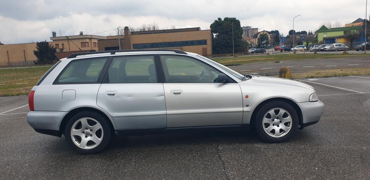 Audi A4 1.8 20V cat Avant qu. Ambition