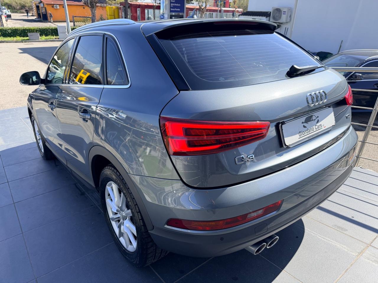 Audi Q3 2.0 TDI 120CV S tronic Sport in garanzia