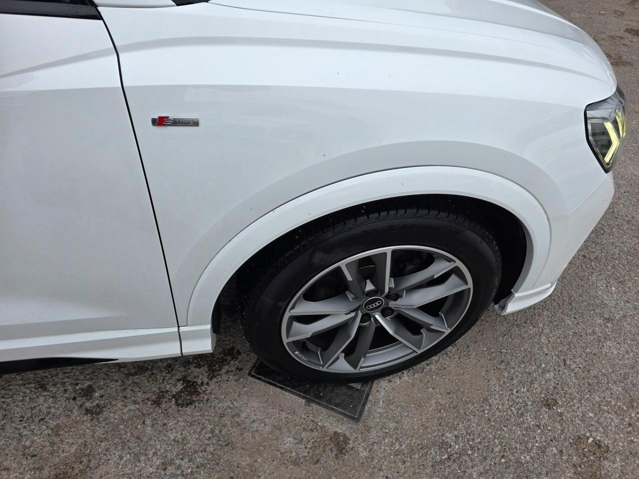 Audi Q3 35 TDI quattro S tronic line edition