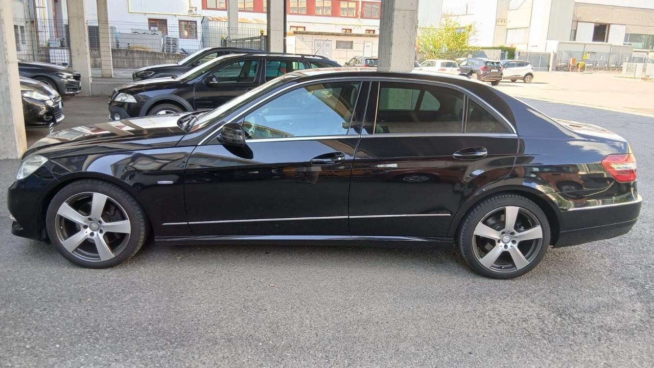 Mercedes-benz E 220 170CV Berlina
