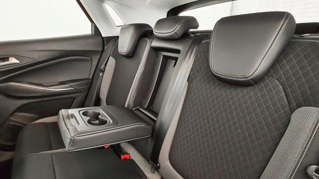 OPEL Grandland X 1.6 Hybrid4 Plug-in aut. AWD