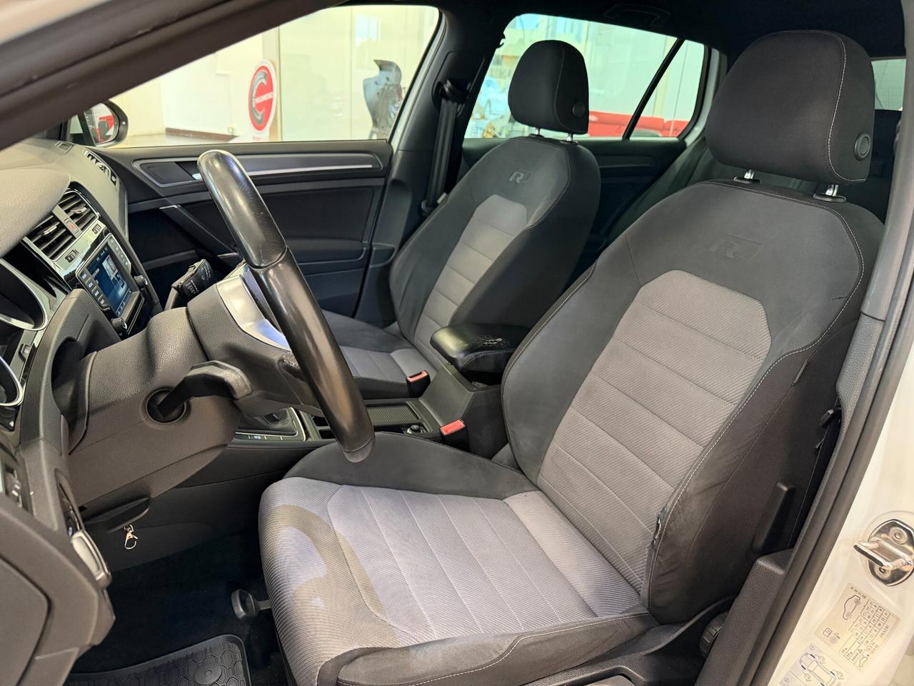 Volkswagen Golf 1.6 TDI 110 CV R-Line Sport Edition