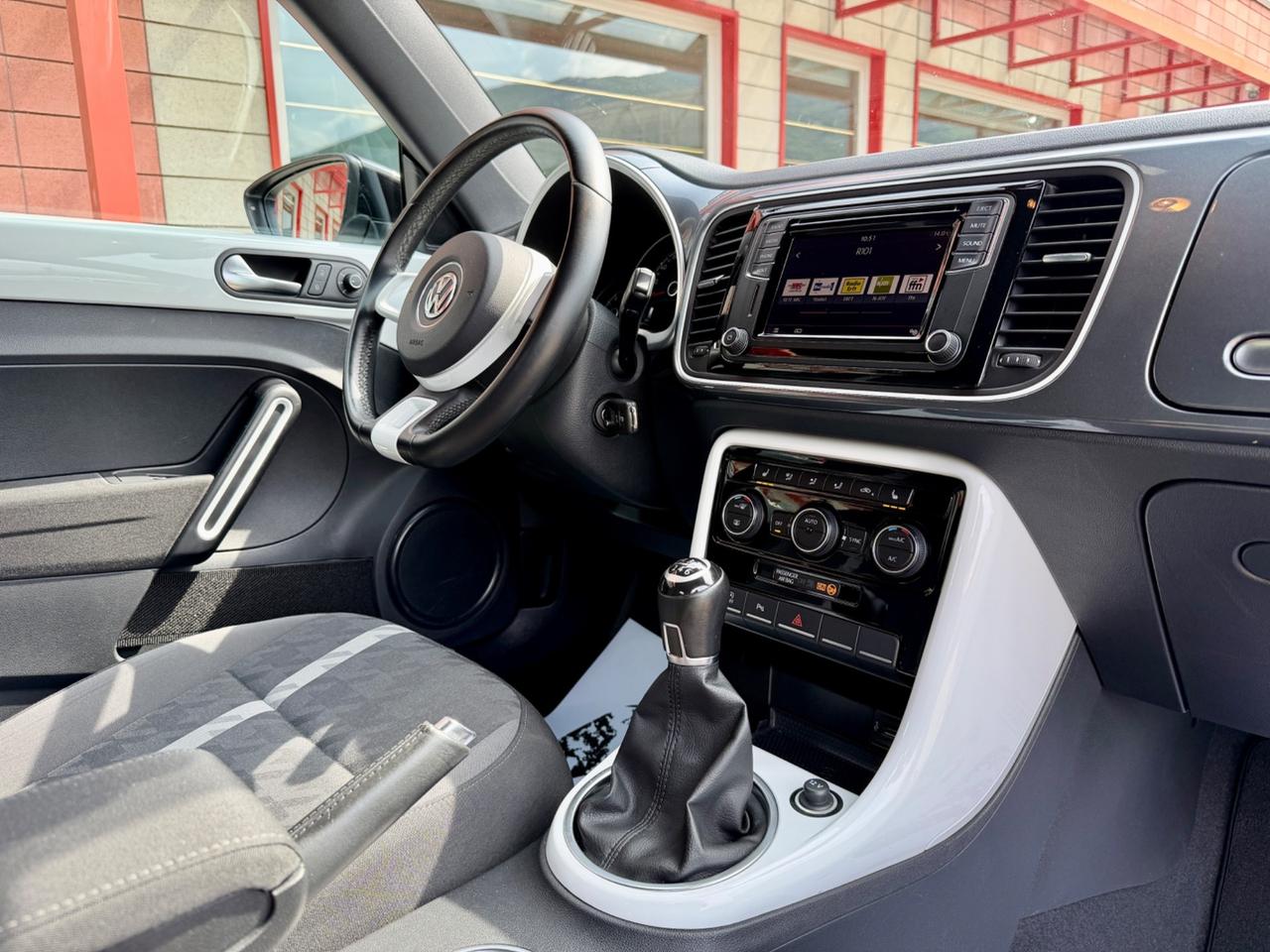 Volkswagen Maggiolino Cabrio 1.2 TSI Design BlueMotion Technology
