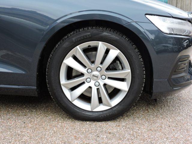 VOLVO V60 B4 (D) MOMENTUM BUSINESS AUTOMATICA