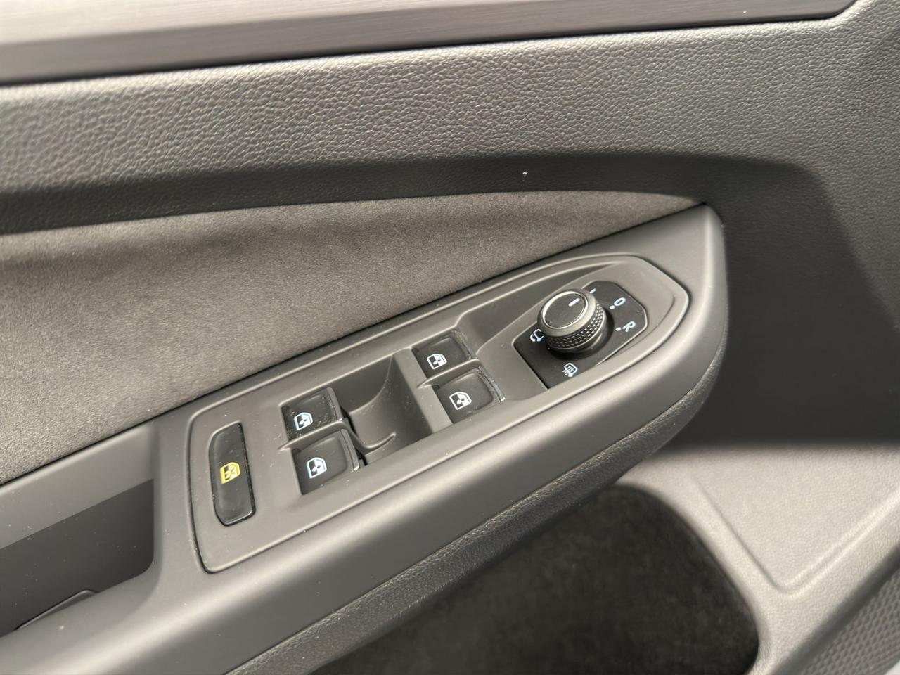 Volkswagen Golf 1.5 etsi evo Style 130cv dsg