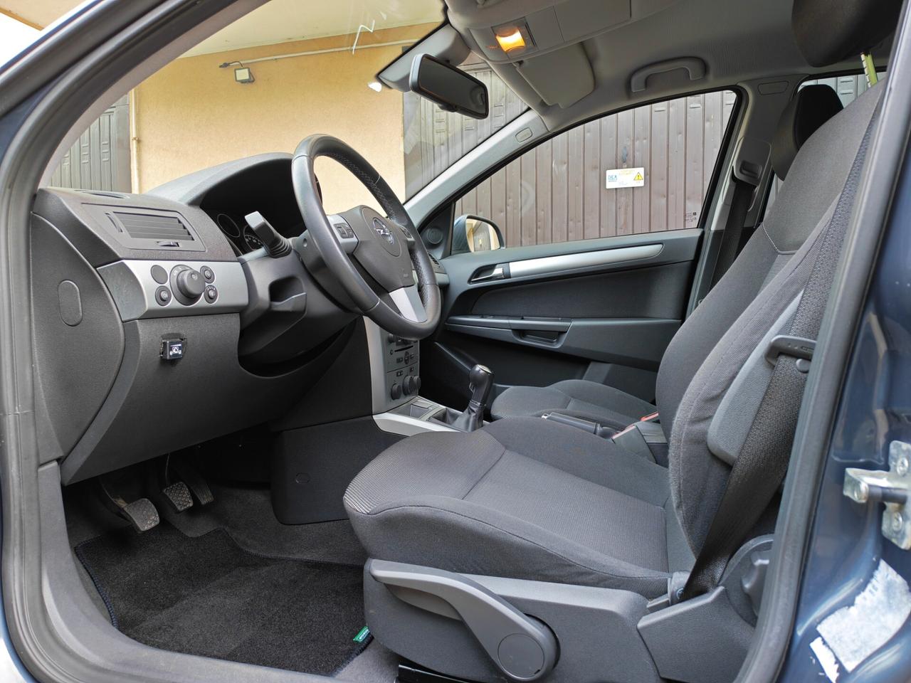 Opel Astra Wagon 1.6 BENZINA-GPL 115cv / 84.000km