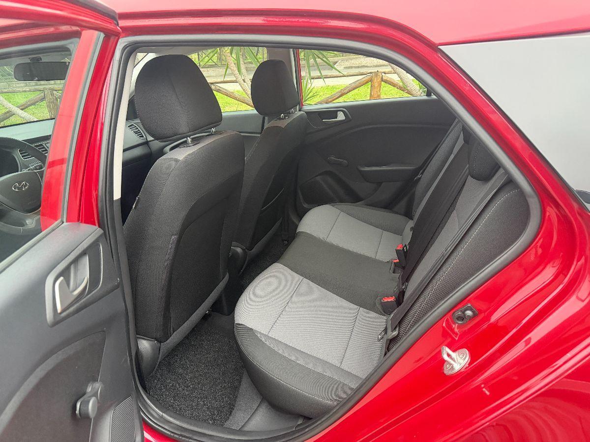 HYUNDAI - i20 - 1.2 5p. Connectline