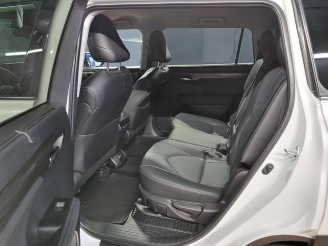 TOYOTA Highlander AWD-I LOUNGE 7 POSTI