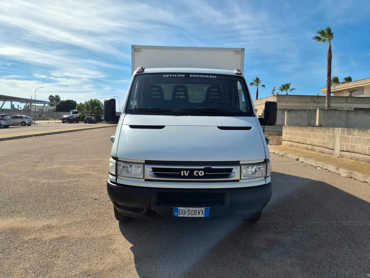 Iveco Daily 35C10 Cassa Isotermica Coibentata con Sponda Idraulica ruote gemellate