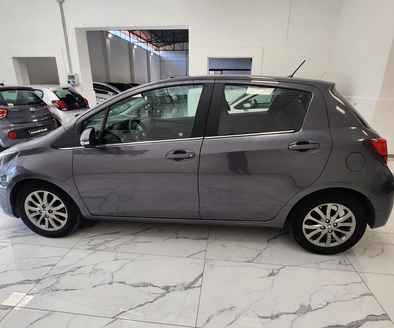 Toyota Yaris 1.0 5 porte Cool