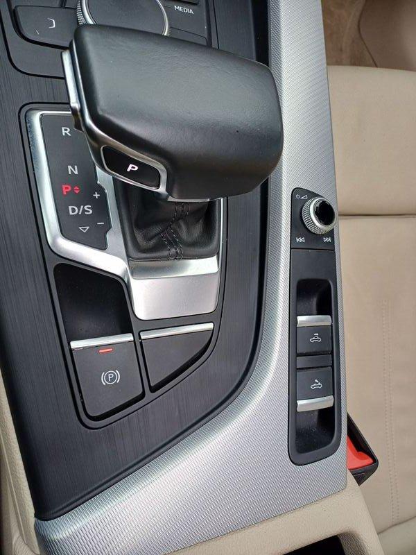 Audi A5 A5 Cabrio 40 2.0 tfsi mhev Sport 190cv s-tronic