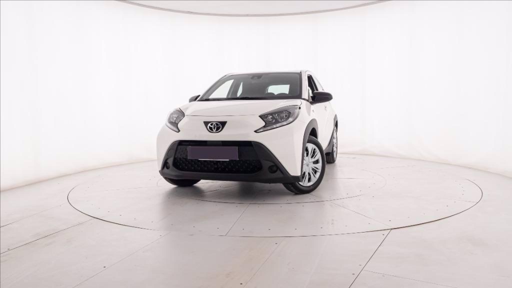 TOYOTA Aygo X 1.0 Active 72cv s-cvt del 2025