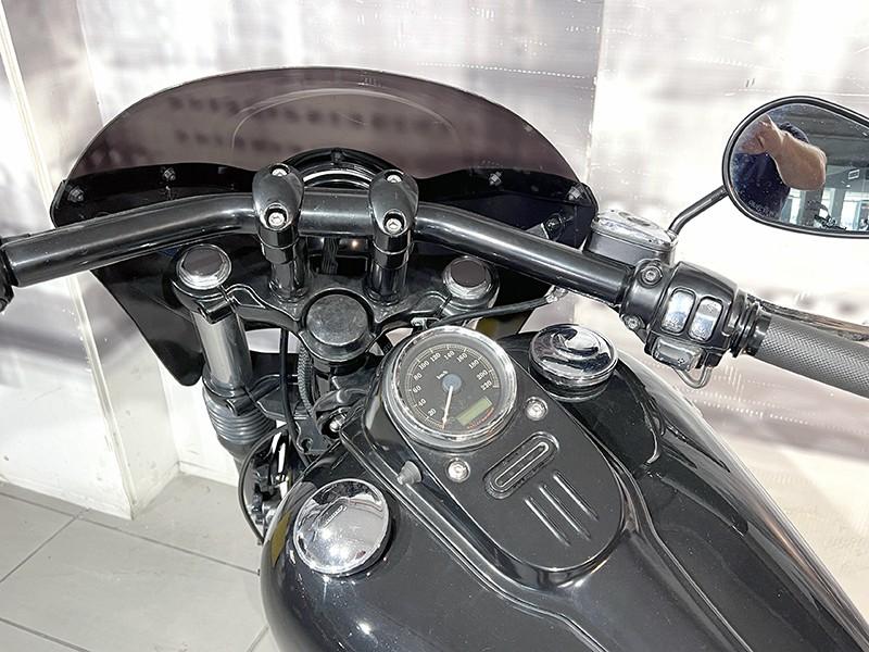 Harley Davidson FXDB Dyna Street Bob 1584
