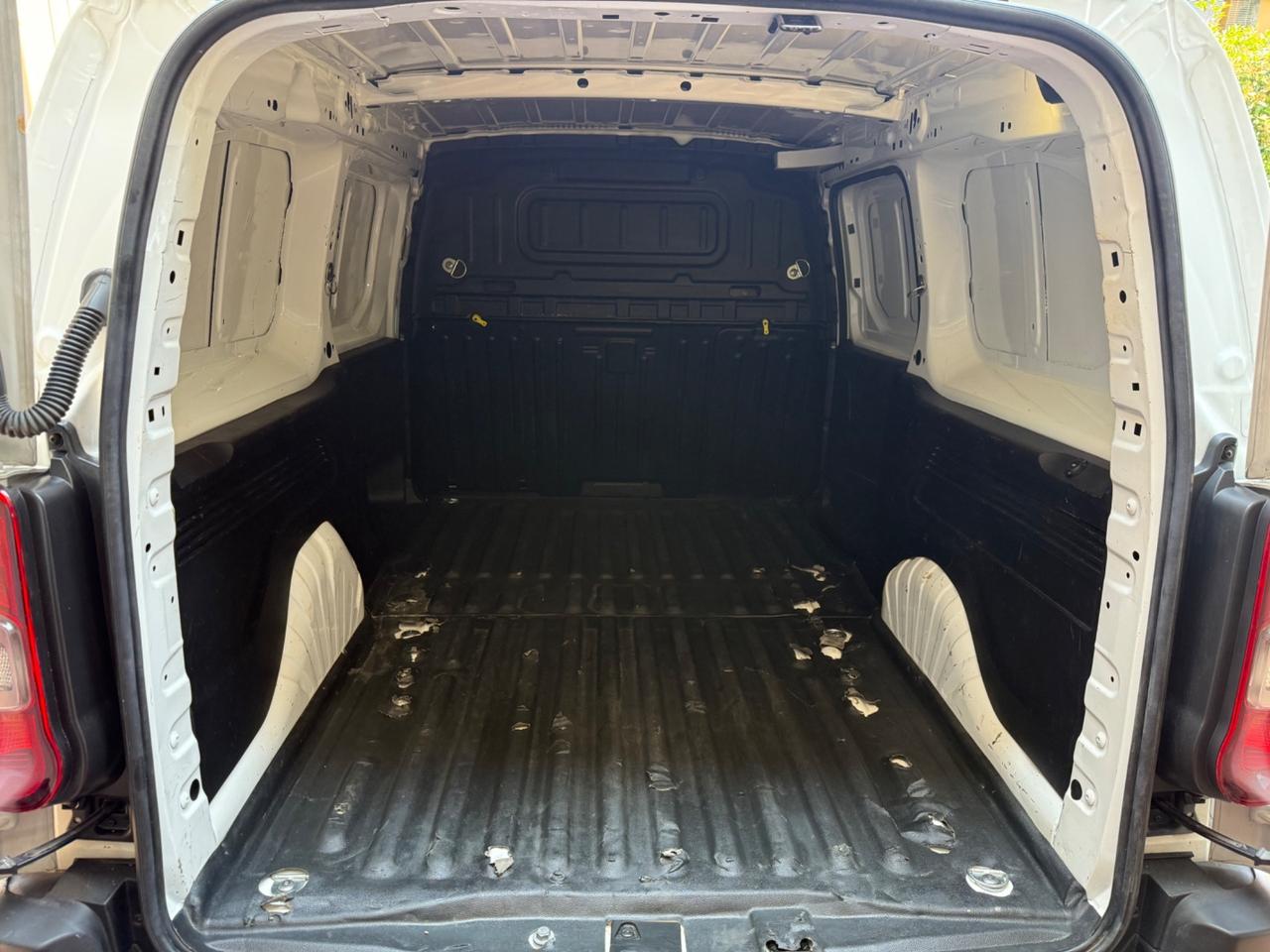 Peugeot Partner BlueHDi 130 EAT8 S&S PC Furgone Premium