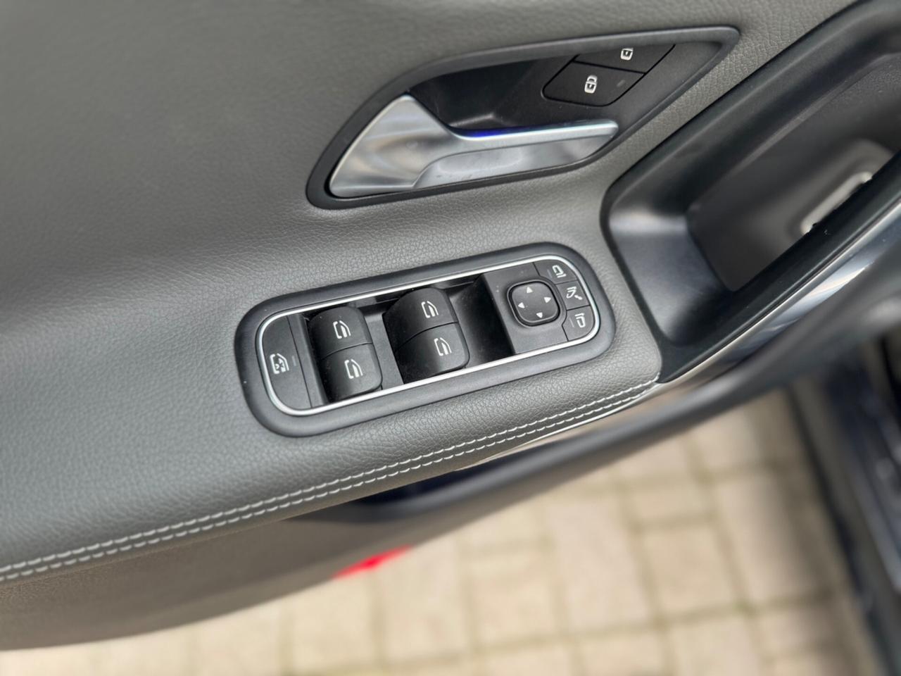 Mercedes-benz CLA 250 Automatic 4Matic Premium