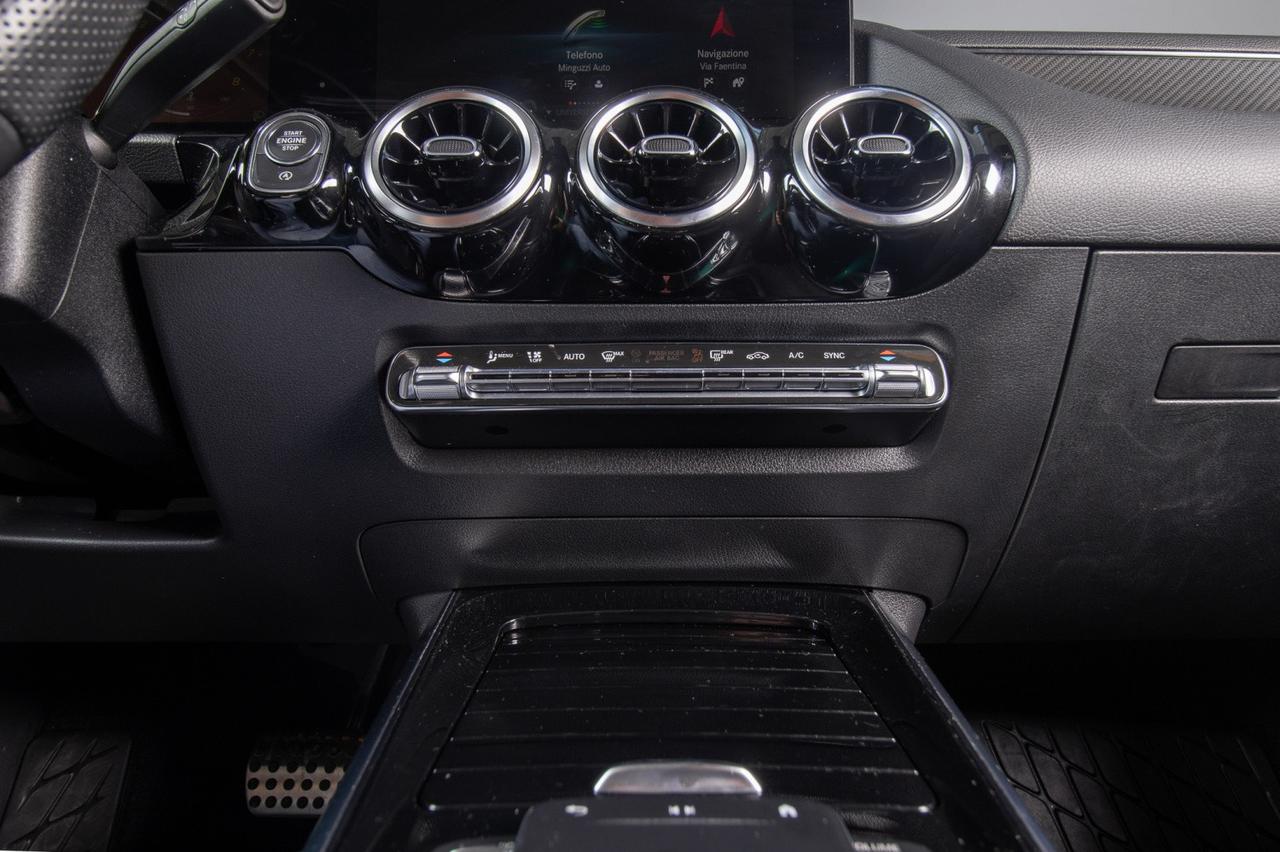 Mercedes-Benz GLA 200 Premium Amg Auto 163 Cv