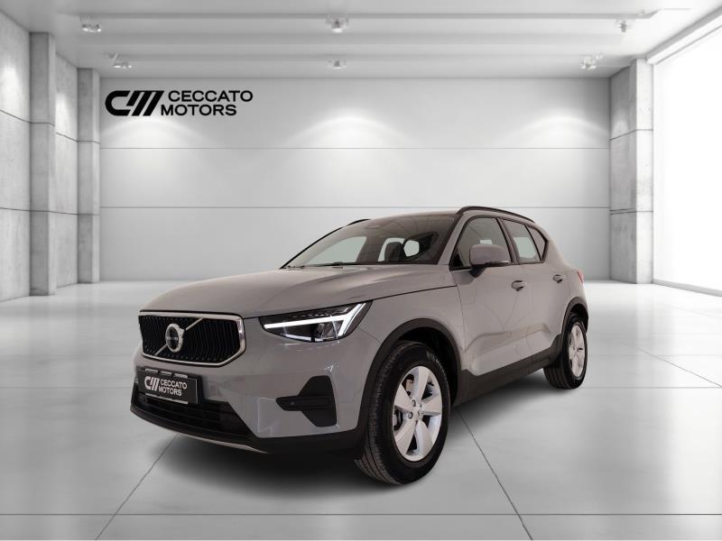 Volvo XC40 2.0 B3 Essential automatico