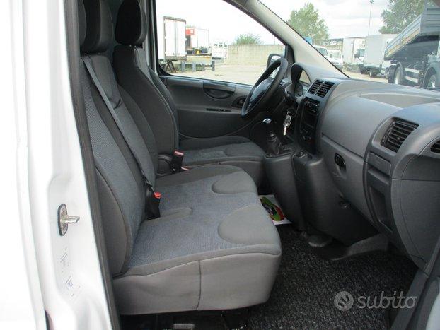 Peugeot Expert 1.6 90CV E4 FURGONE 3 POSTI 210000