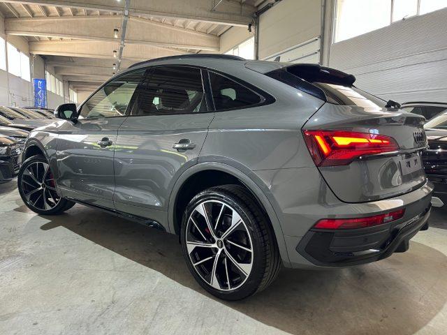 AUDI Q5 SPB Sportback 40TDI quattro S line Identity Black