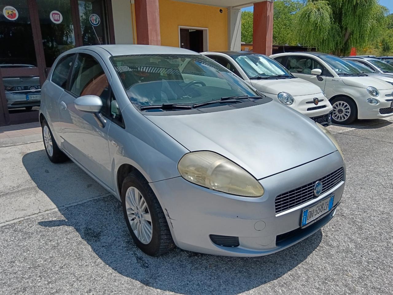 Fiat Grande Punto 1.3 MJT 90CV AUTOCARRO 4 POSTI