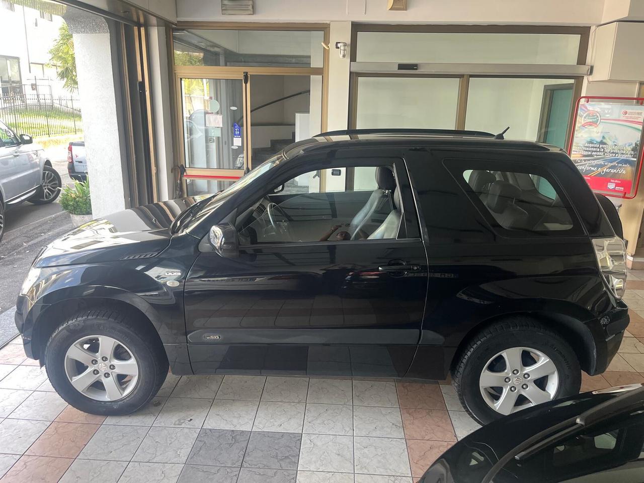 Suzuki Grand Vitara 1.9 DDiS 3 porte