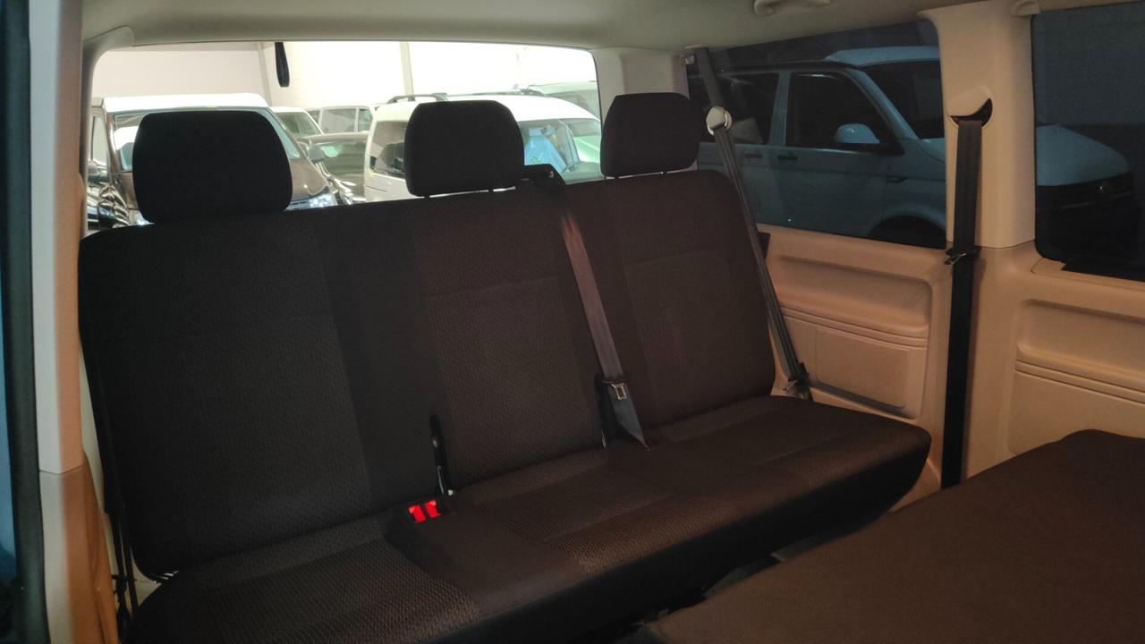 Volkswagen Caravelle 2.0TDI 150CV 9POSTI EURO6 CAMBIO MANUALE