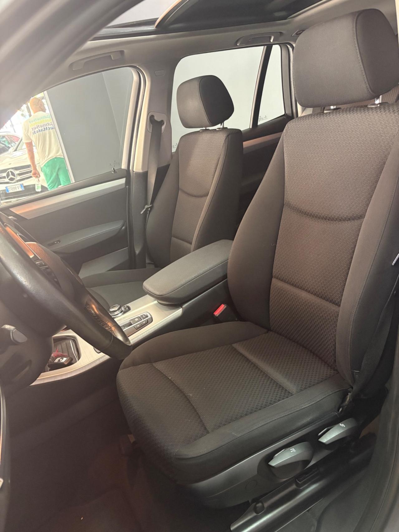Bmw X3 xDrive20d * TETTO PANORAMICO *