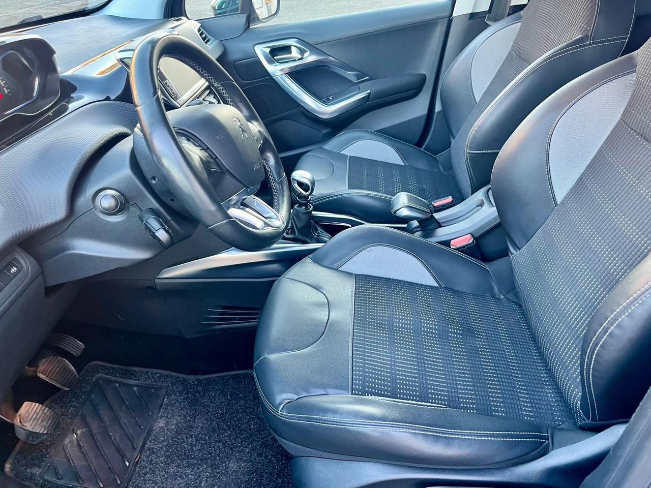 Peugeot 2008 1.6 e-HDi 2014 141.000km perfetta