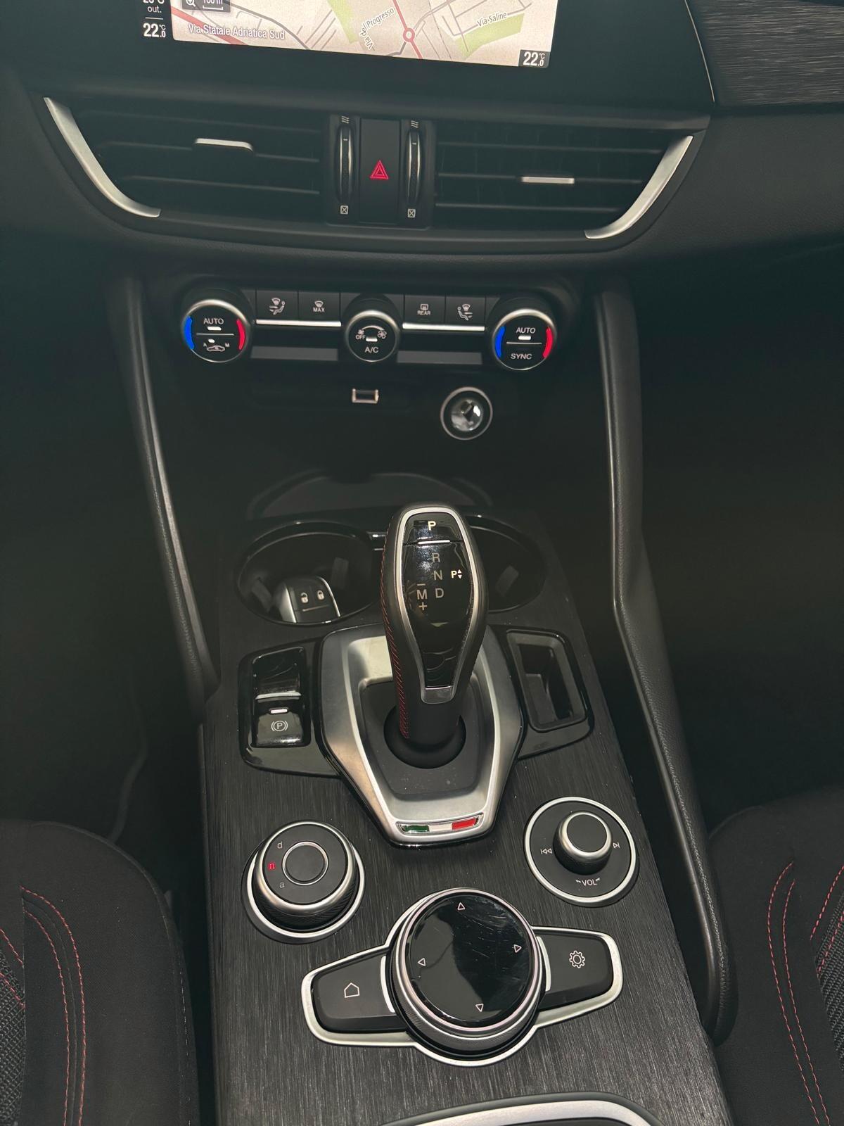 Alfa Romeo Giulia 2.2 Turbodiesel 160 CV AT8 Business