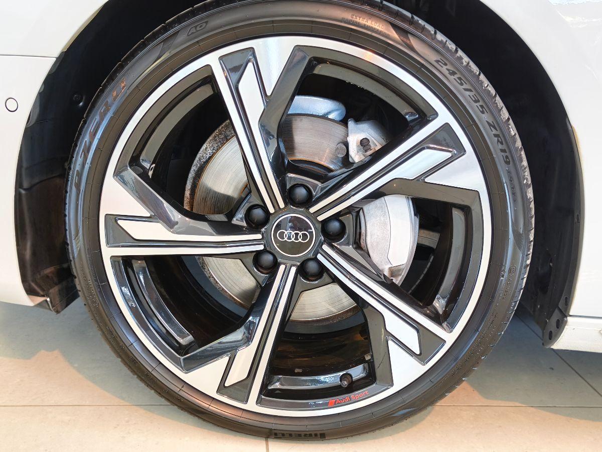 AUDI A4 Avant 2.0 TDI quattro S-LINE Tetto Iperfull