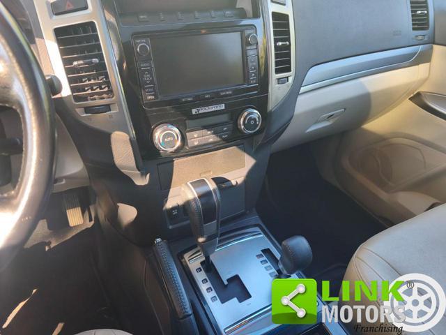 MITSUBISHI Pajero 3.2 DI-DC 200 CV 16V aut. 5p. Instyle DPF