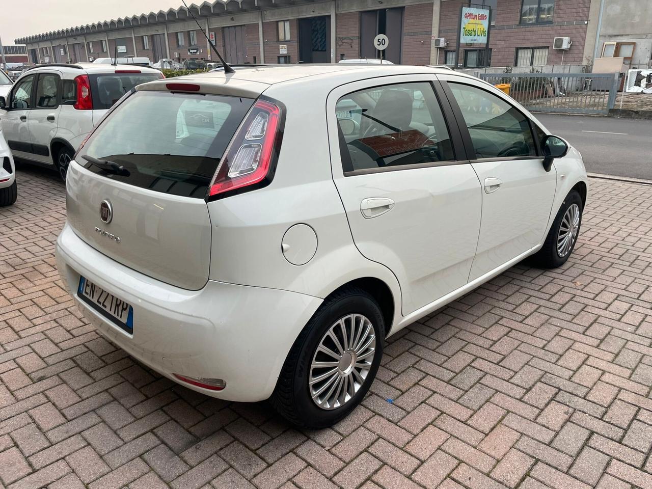Fiat Punto 1.4 8V 5 porte Easypower GPL Lounge ok neopatentati