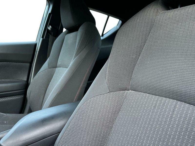 Toyota C-HR C-HR 1.8 Hybrid E-CVT Active