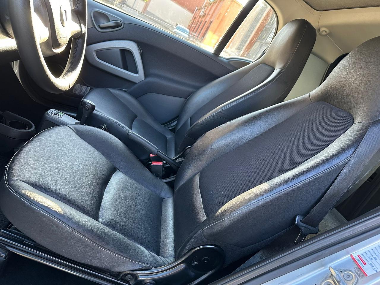 Smart ForTwo 1000 45 kW MHD coupé pure Teen II