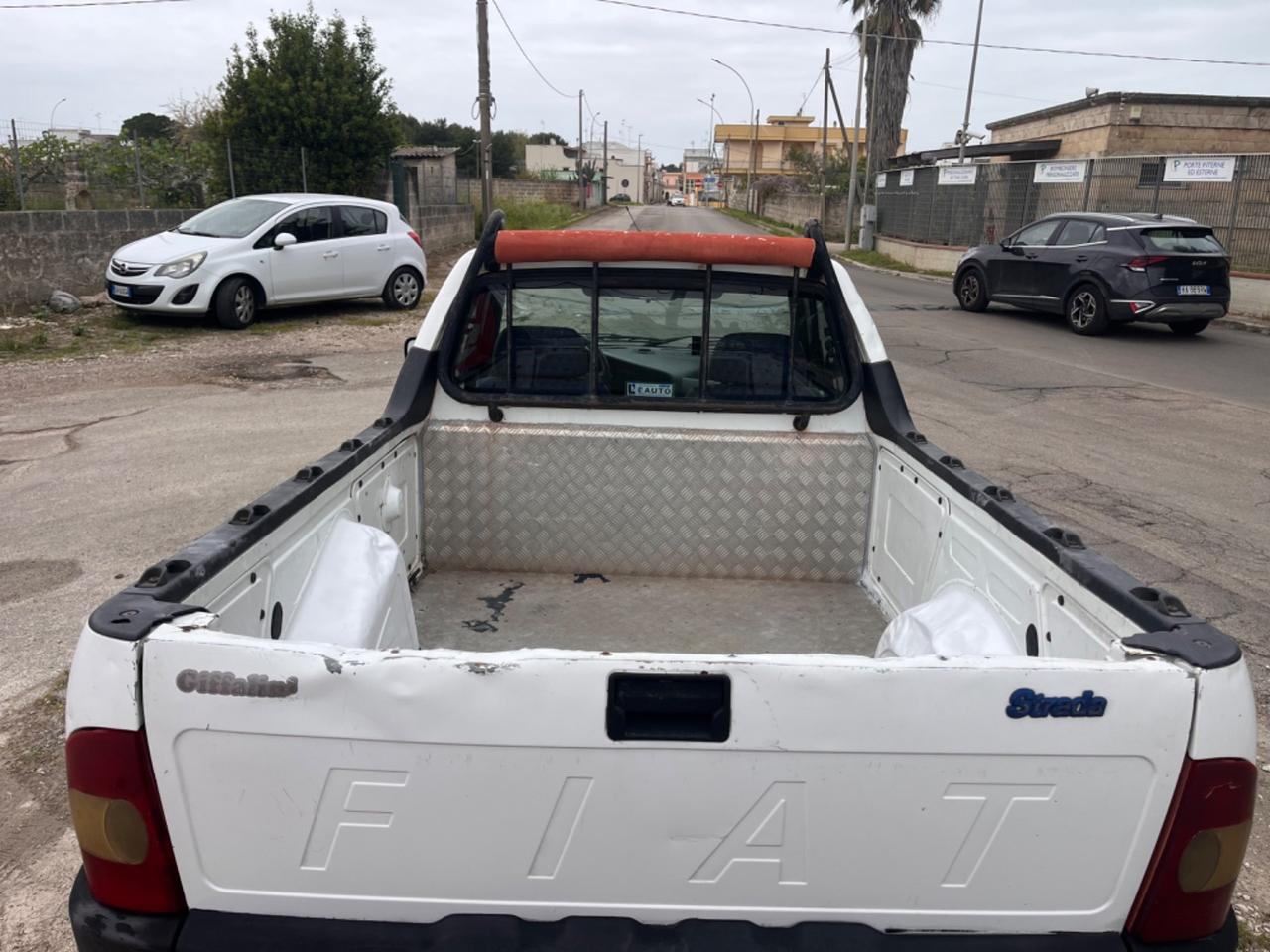 Fiat Strada 1.9 diesel Pick-up