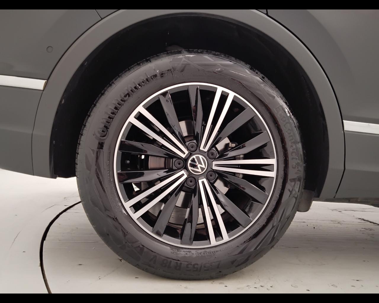 VOLKSWAGEN Tiguan II 2021 - Tiguan 2.0 tdi Elegance 150cv dsg