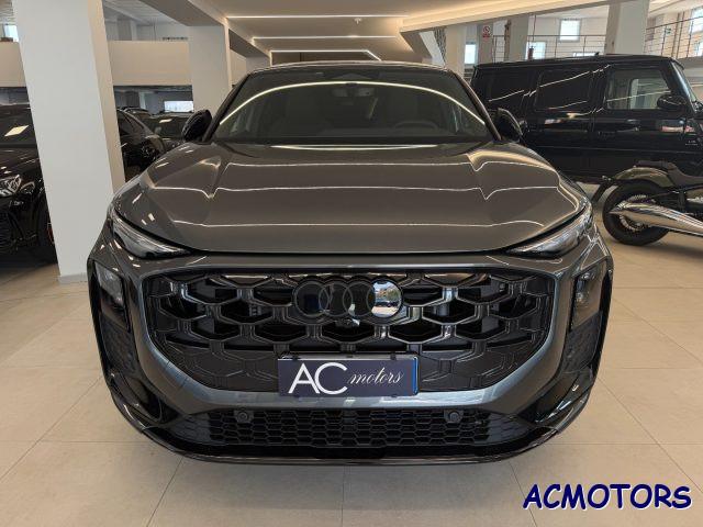 AUDI Q3 TFSI 195 kW S tronic quattro S Line edition