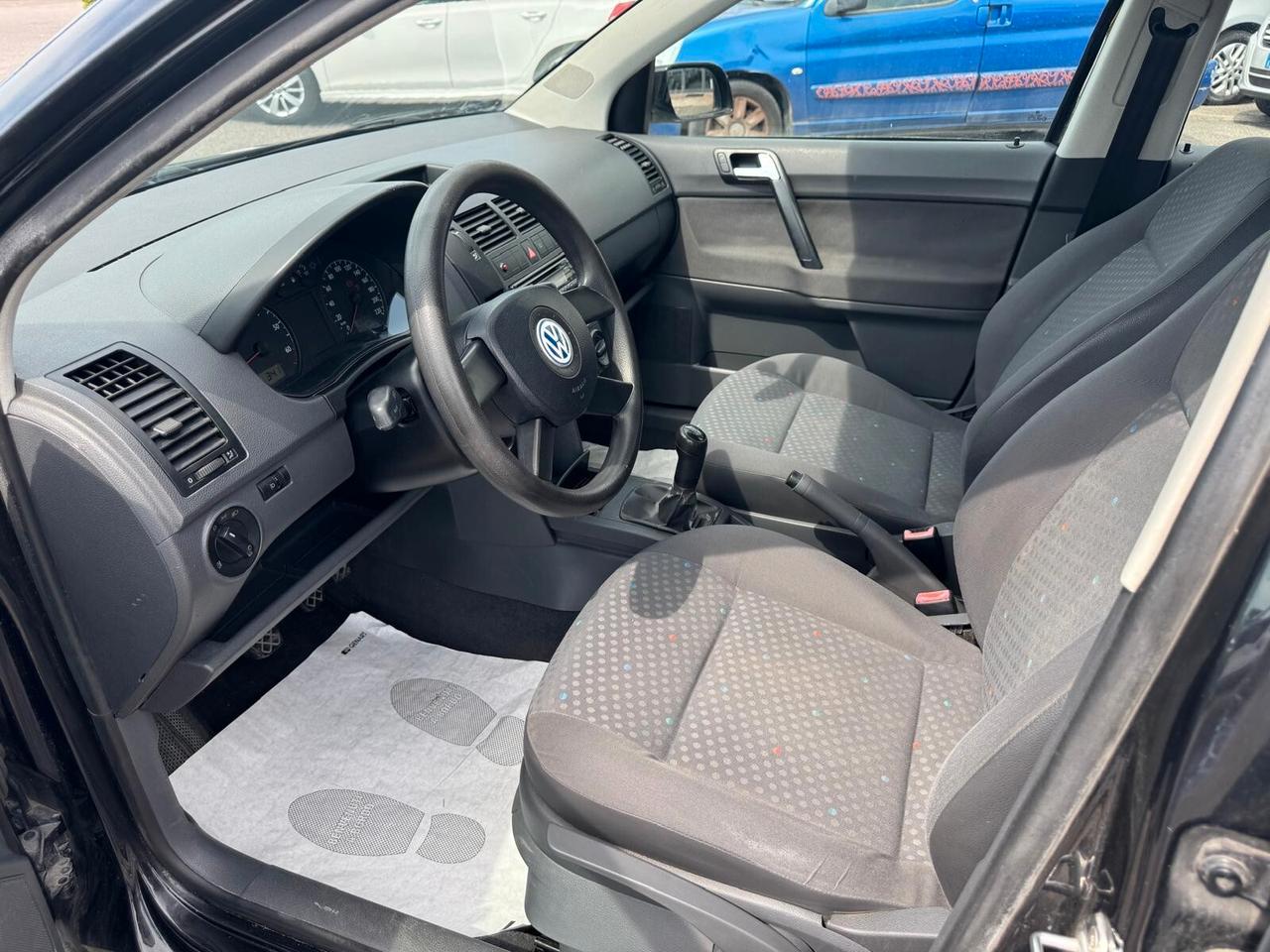 Volkswagen Polo 1.2 BENZ 5P KM 89000 - 2003