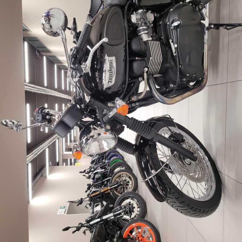 Triumph Bonneville T100 - 2010