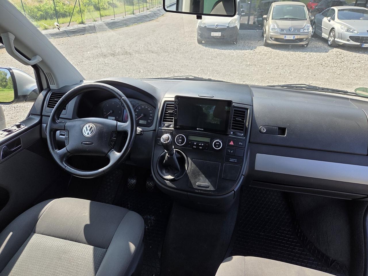 VOLKSWAGEN T5 MULTIVAN HIGLINE 130CV
