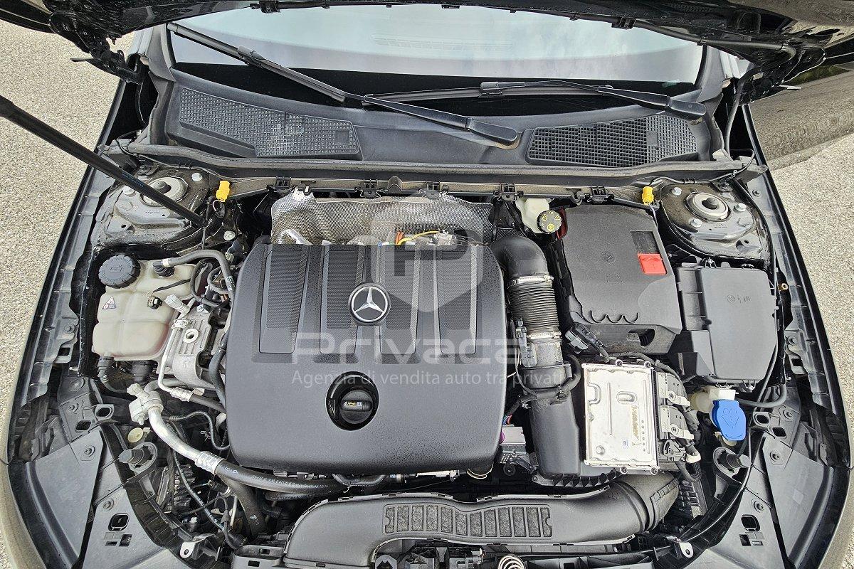 MERCEDES A 180 d Automatic Business Extra