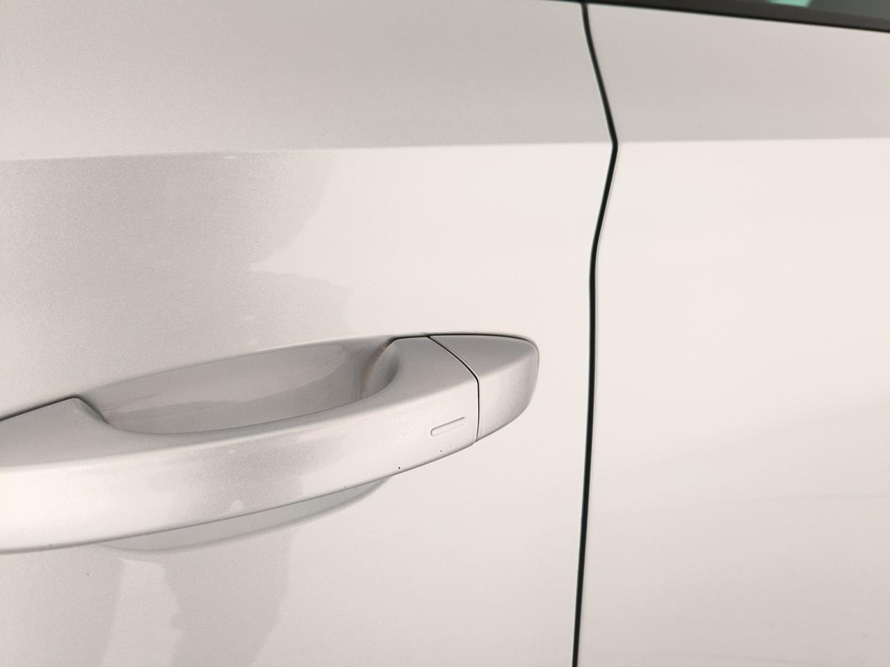 Skoda Kamiq 1.0 tsi black dots 115cv