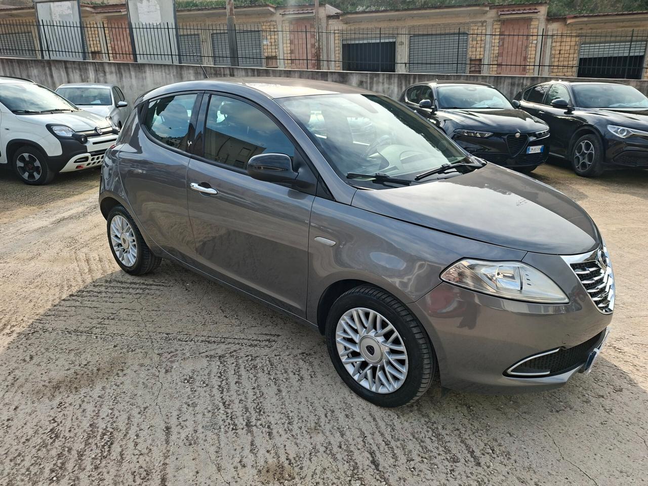 Lancia Ypsilon 1.3 MJT 16V 95 CV 5 porte S&S Gold