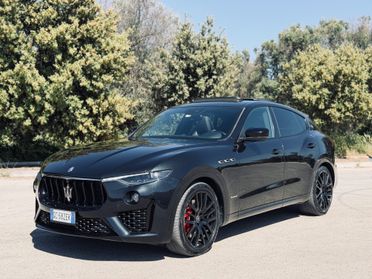 Maserati Levante V6 Diesel 275 CV AWD Gransport
