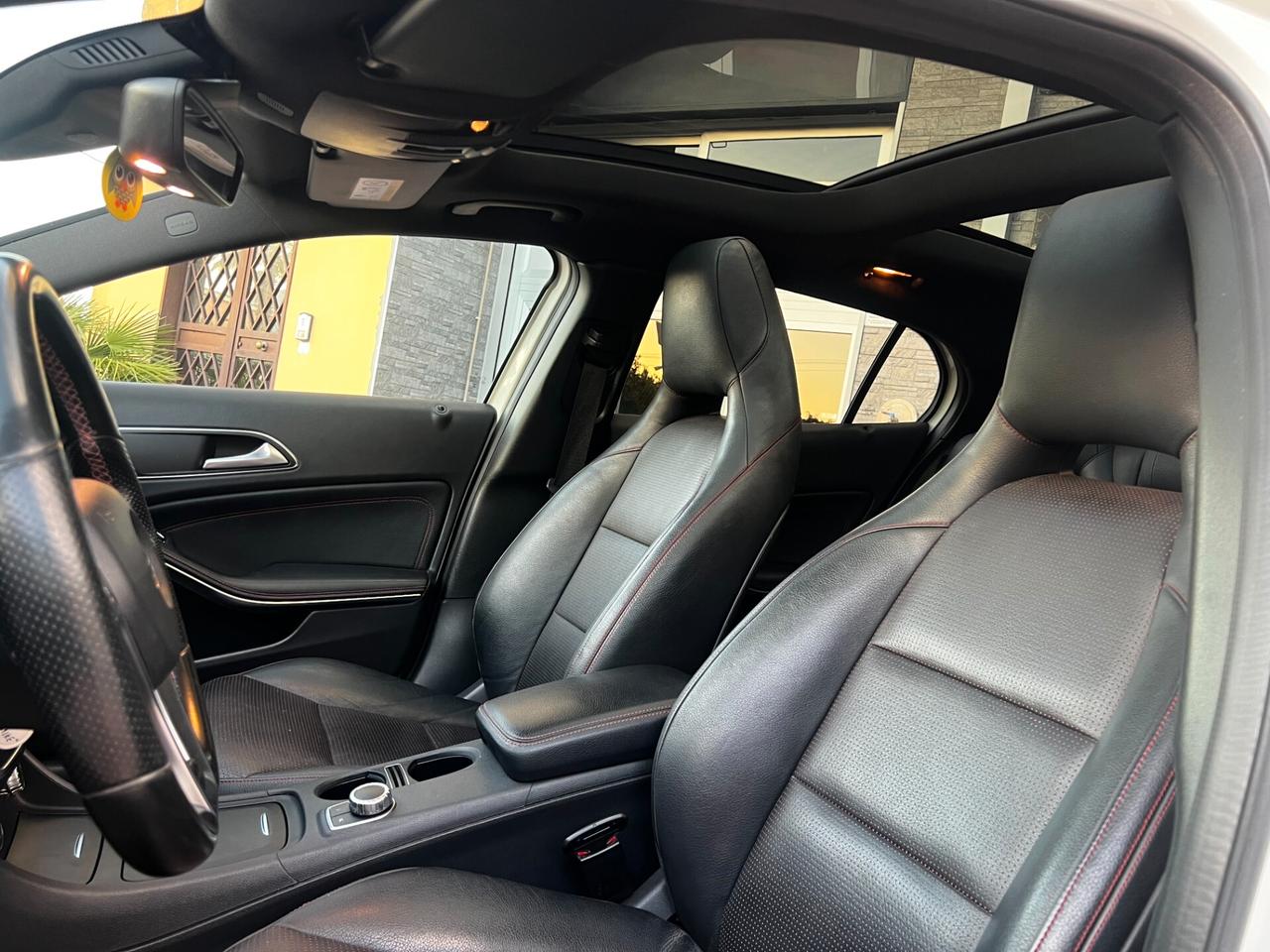 M-Benz GLA 220 CDI 4Matic Premium- AMG-TETTO- FULL