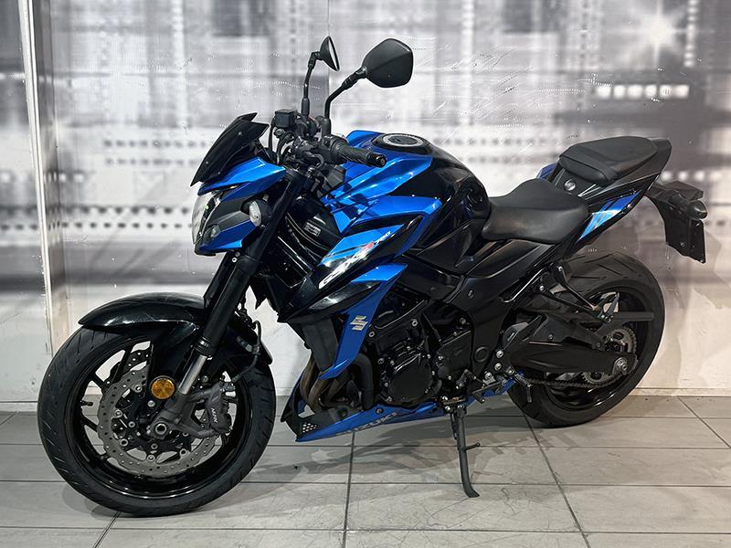 Suzuki GSX-S 750 Yugen Carbon