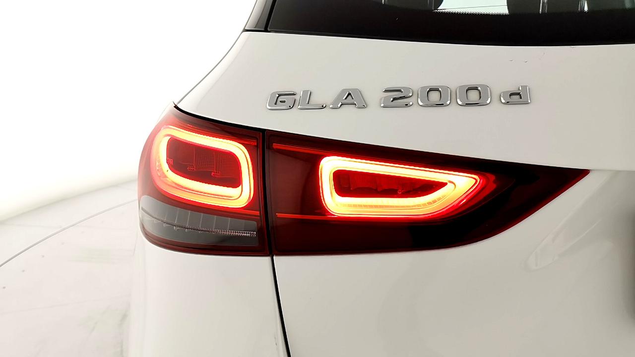 Mercedes-Benz GLA-H247 2020 - GLA 200 d Business auto