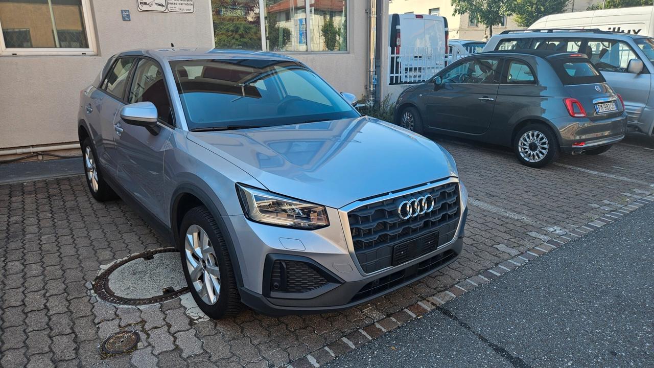 Audi Q2 30 1.0 tfsi 110cv C.MANUALE-NAVY-CAMERA-SED.RISC.