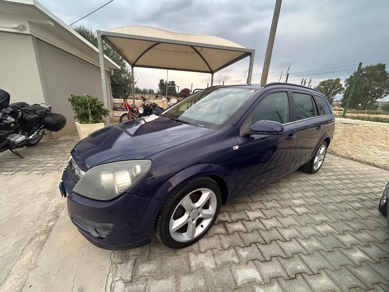 Opel Astra 1.7 CDTI 101CV Station Wagon Club