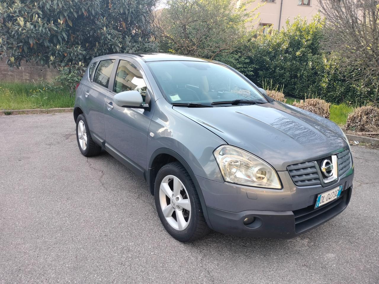 Nissan Qashqai 2.0 dCi DPF 4WD Acenta